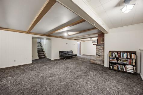 5411 Alburnett Road Marion IA 52302