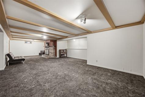 5411 Alburnett Road Marion IA 52302