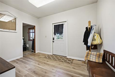 602 E Preston Street Stanwood IA 52337