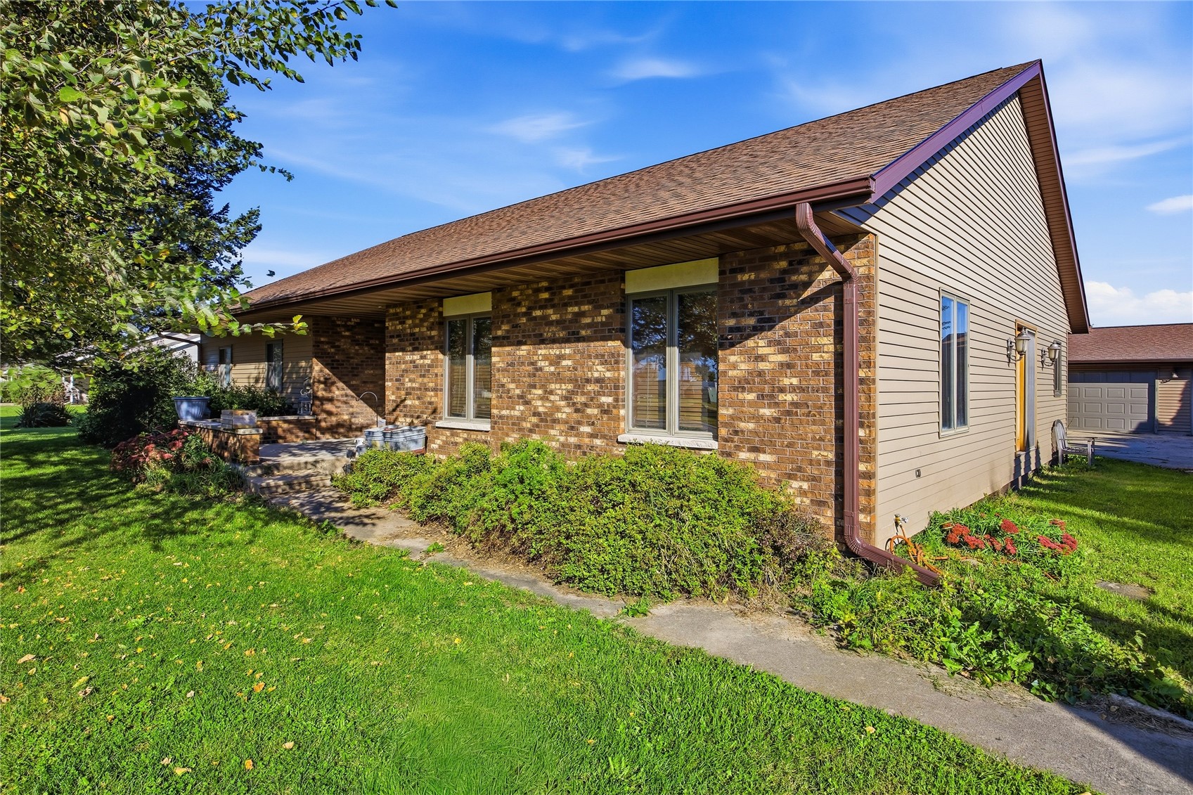 602 E Preston Street Stanwood IA 52337