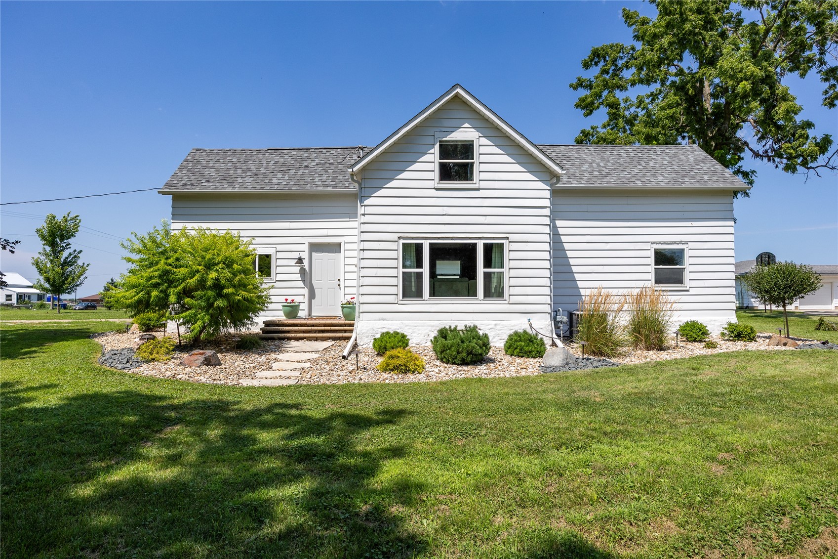 304 Maple Street Urbana IA 52213