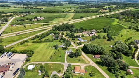 304 Maple Street Urbana IA 52213