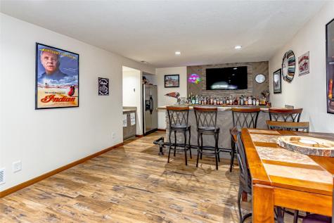 3509 Fitzroy Road Hiawatha IA 52233