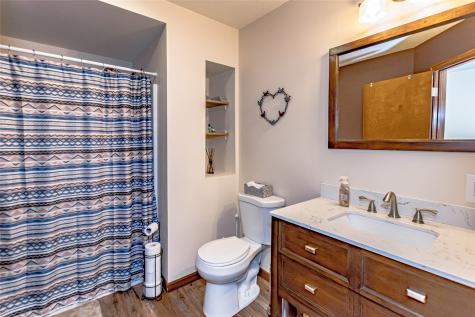 3509 Fitzroy Road Hiawatha IA 52233