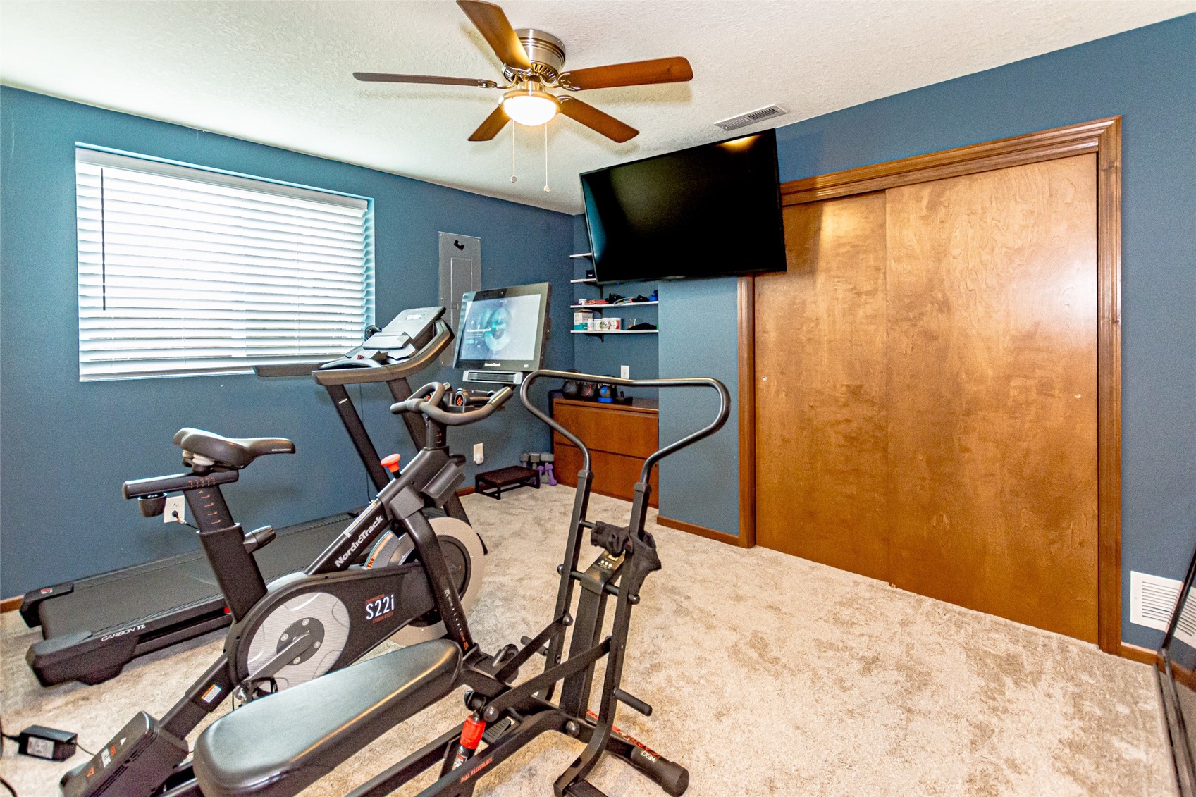 3509 Fitzroy Road Hiawatha IA 52233