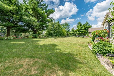 3509 Fitzroy Road Hiawatha IA 52233