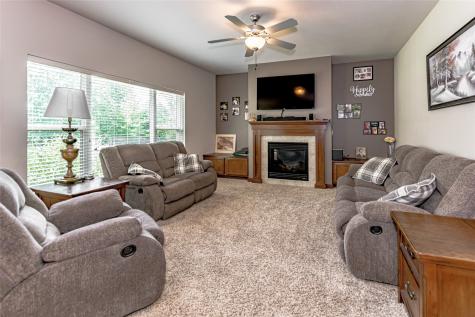 3509 Fitzroy Road Hiawatha IA 52233
