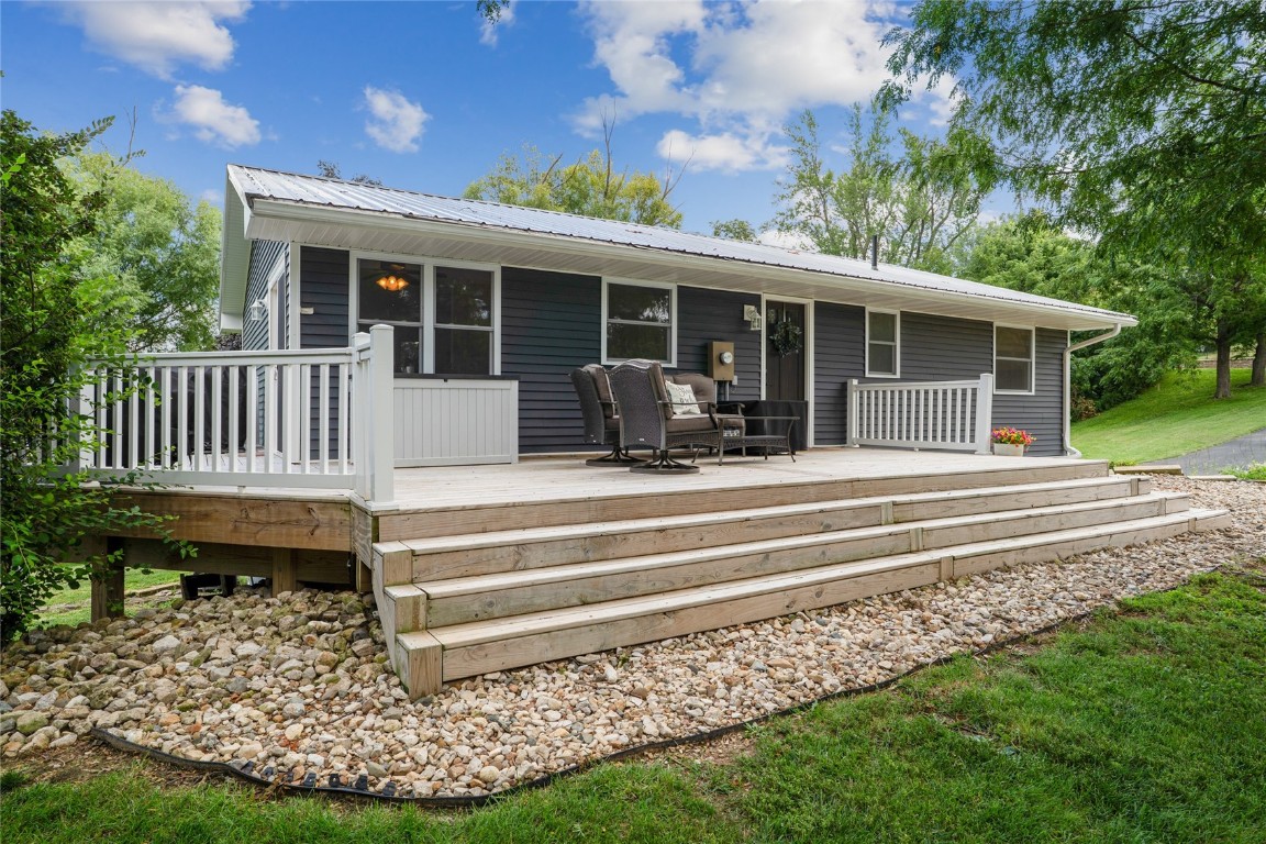 3200 75th Street Norway IA 52318