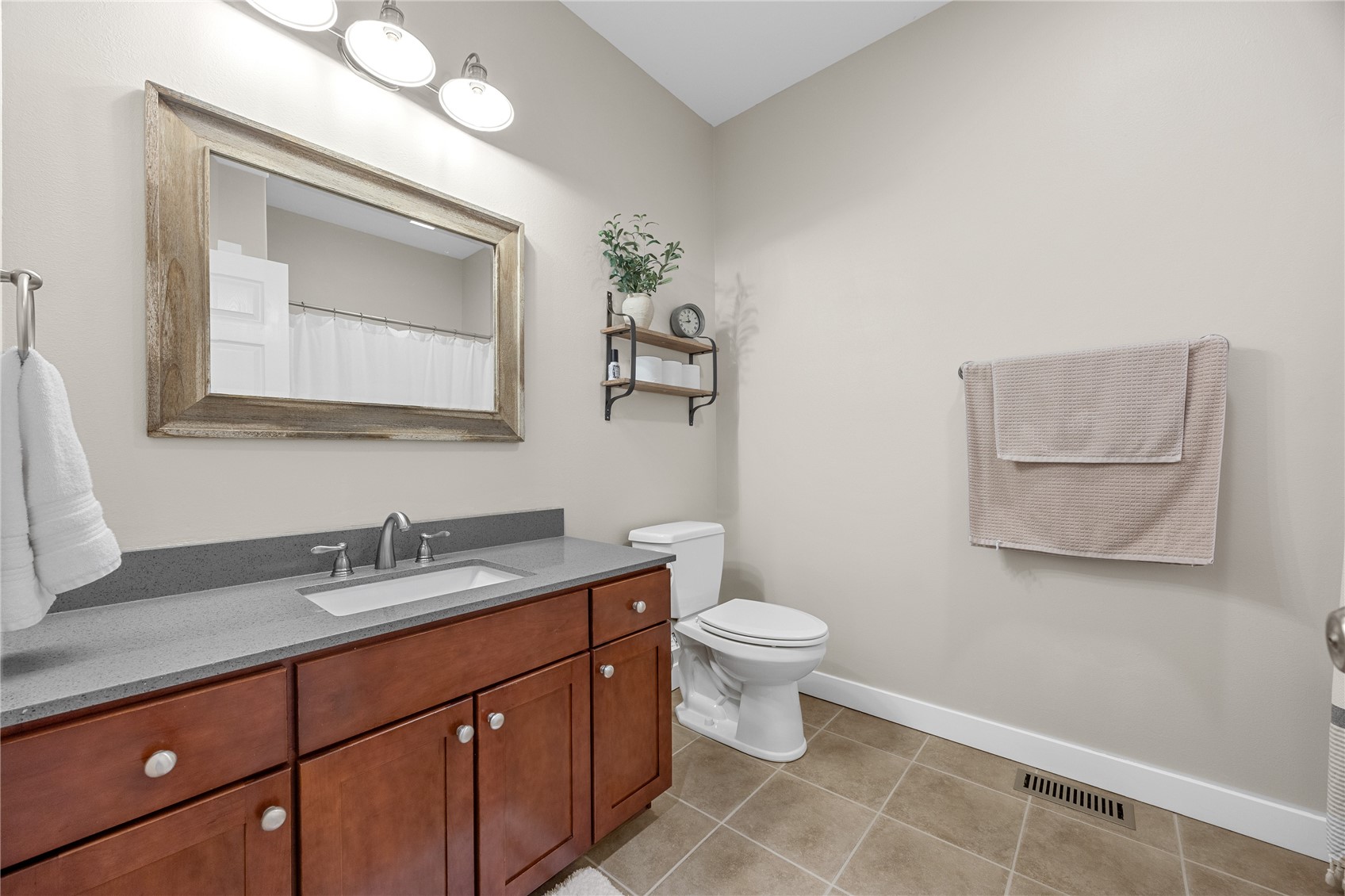 718 Palmyra Drive NE Cedar Rapids IA 52402