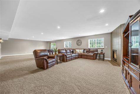 718 Palmyra Drive NE Cedar Rapids IA 52402