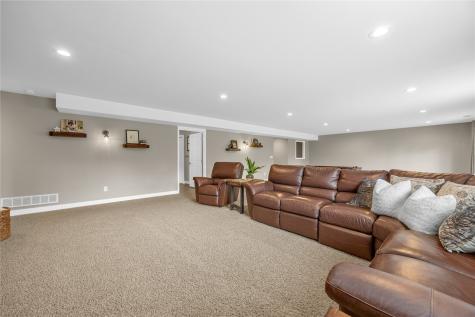 718 Palmyra Drive NE Cedar Rapids IA 52402