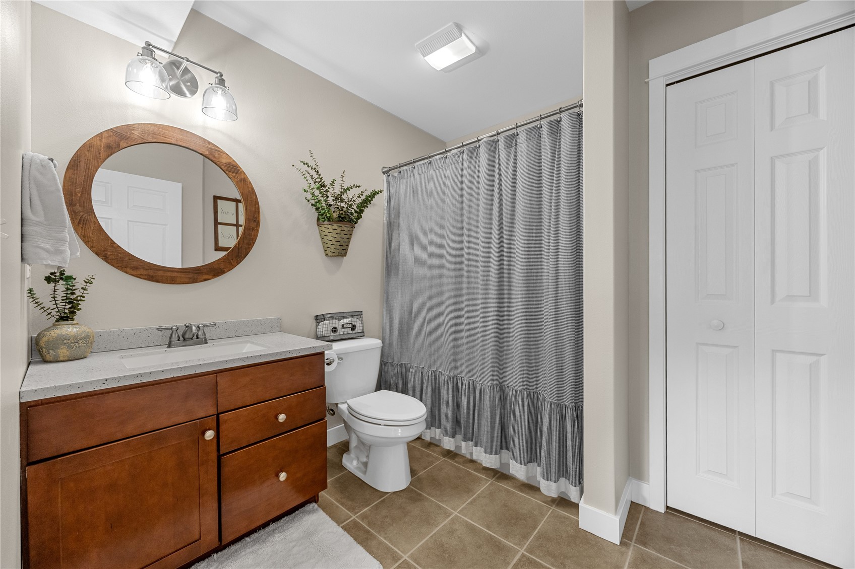 718 Palmyra Drive NE Cedar Rapids IA 52402