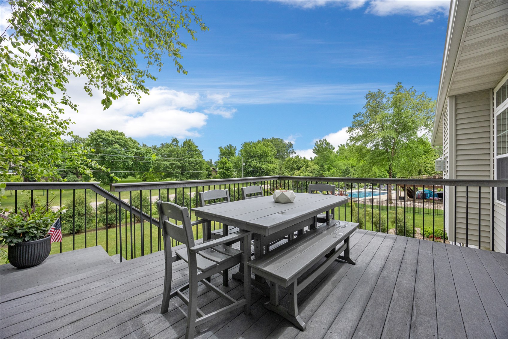 718 Palmyra Drive NE Cedar Rapids IA 52402