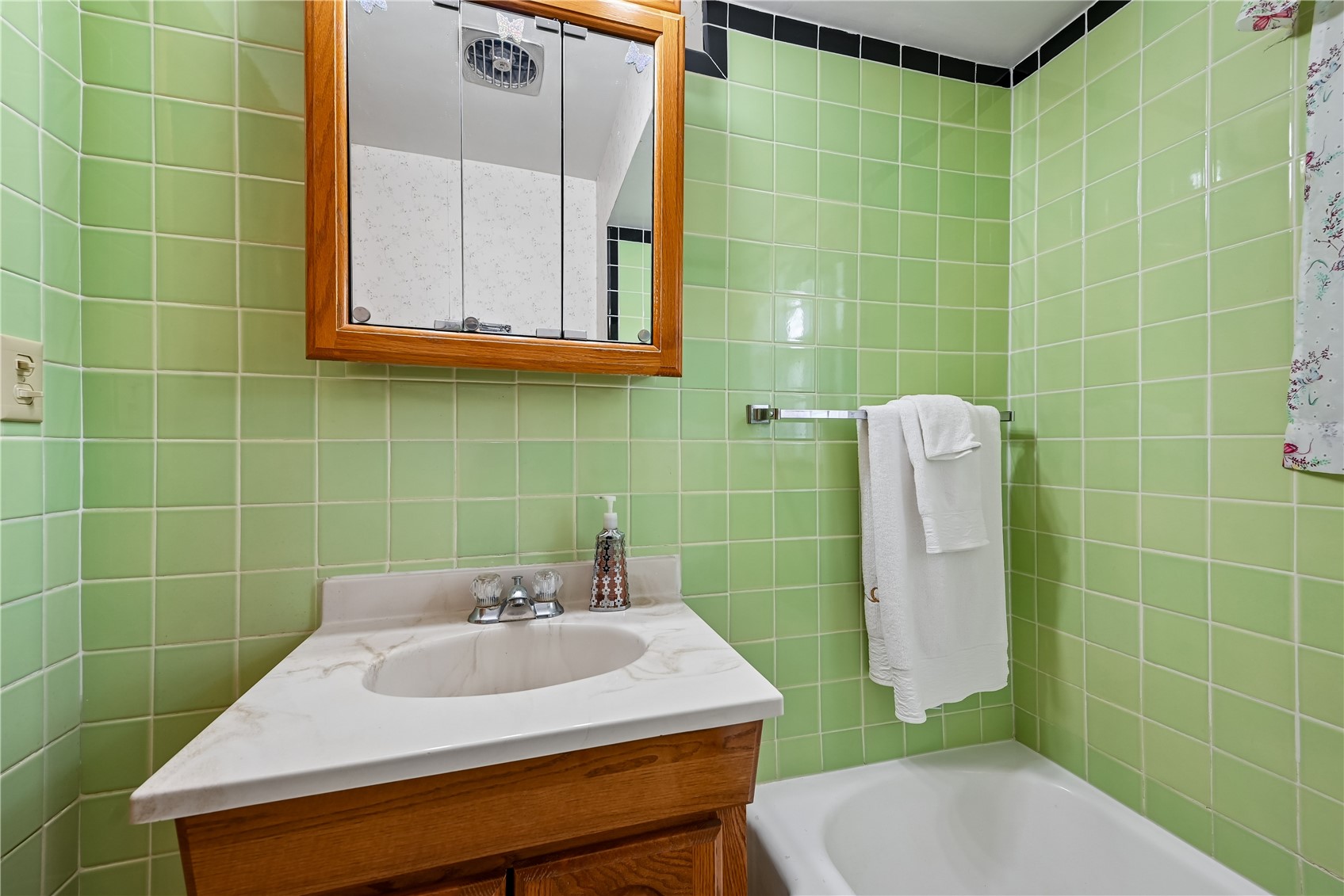 618 Evergreen Street Norway IA 52318
