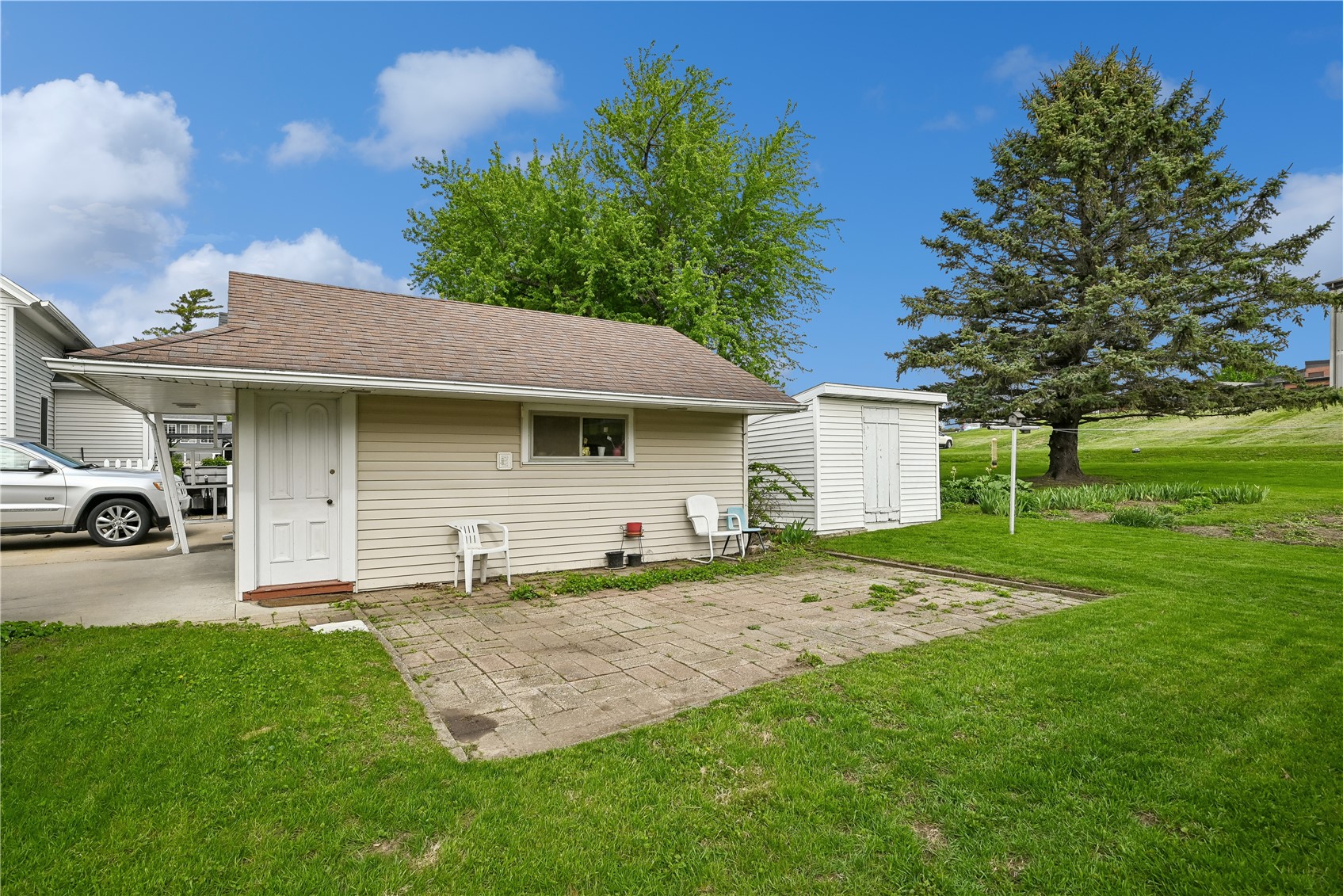 618 Evergreen Street Norway IA 52318