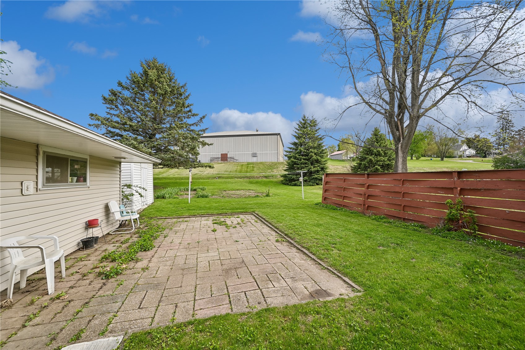 618 Evergreen Street Norway IA 52318
