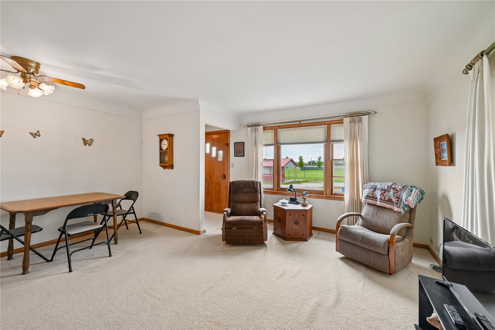 618 Evergreen Street Norway IA 52318