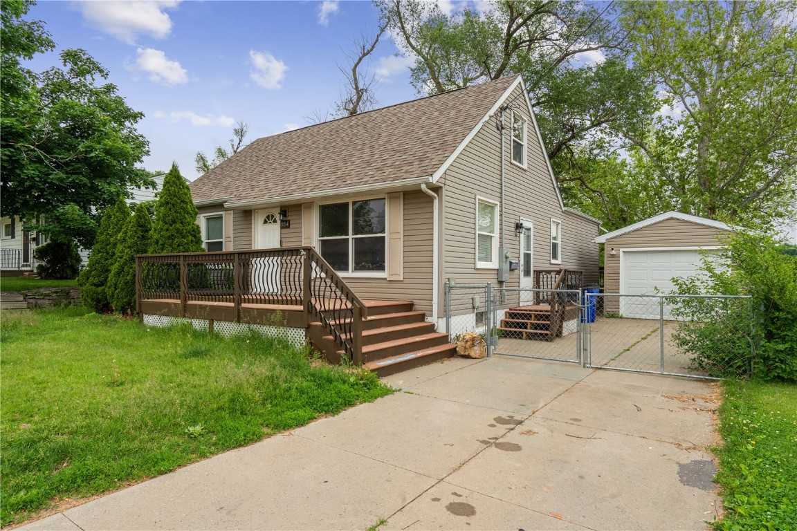 654 34th Street SE Cedar Rapids IA 52403
