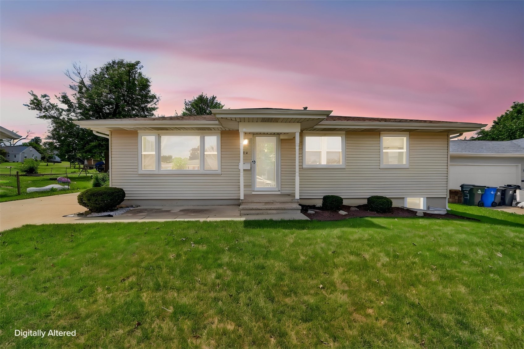 Cedar Rapids IA, 2512 Mallory Street SW