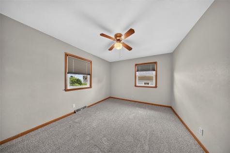 2512 Mallory Street SW Cedar Rapids IA 52404