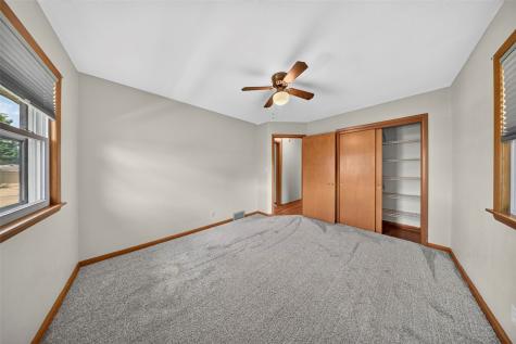 2512 Mallory Street SW Cedar Rapids IA 52404