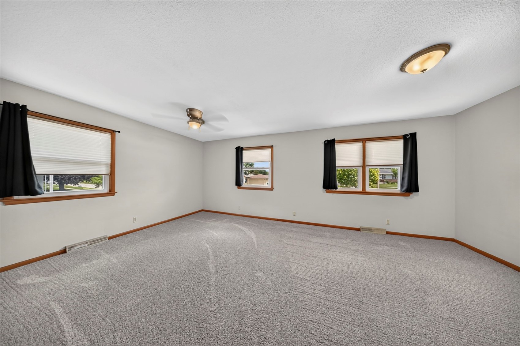 2512 Mallory Street SW Cedar Rapids IA 52404