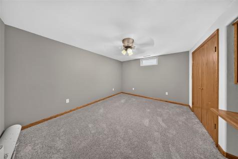 2512 Mallory Street SW Cedar Rapids IA 52404