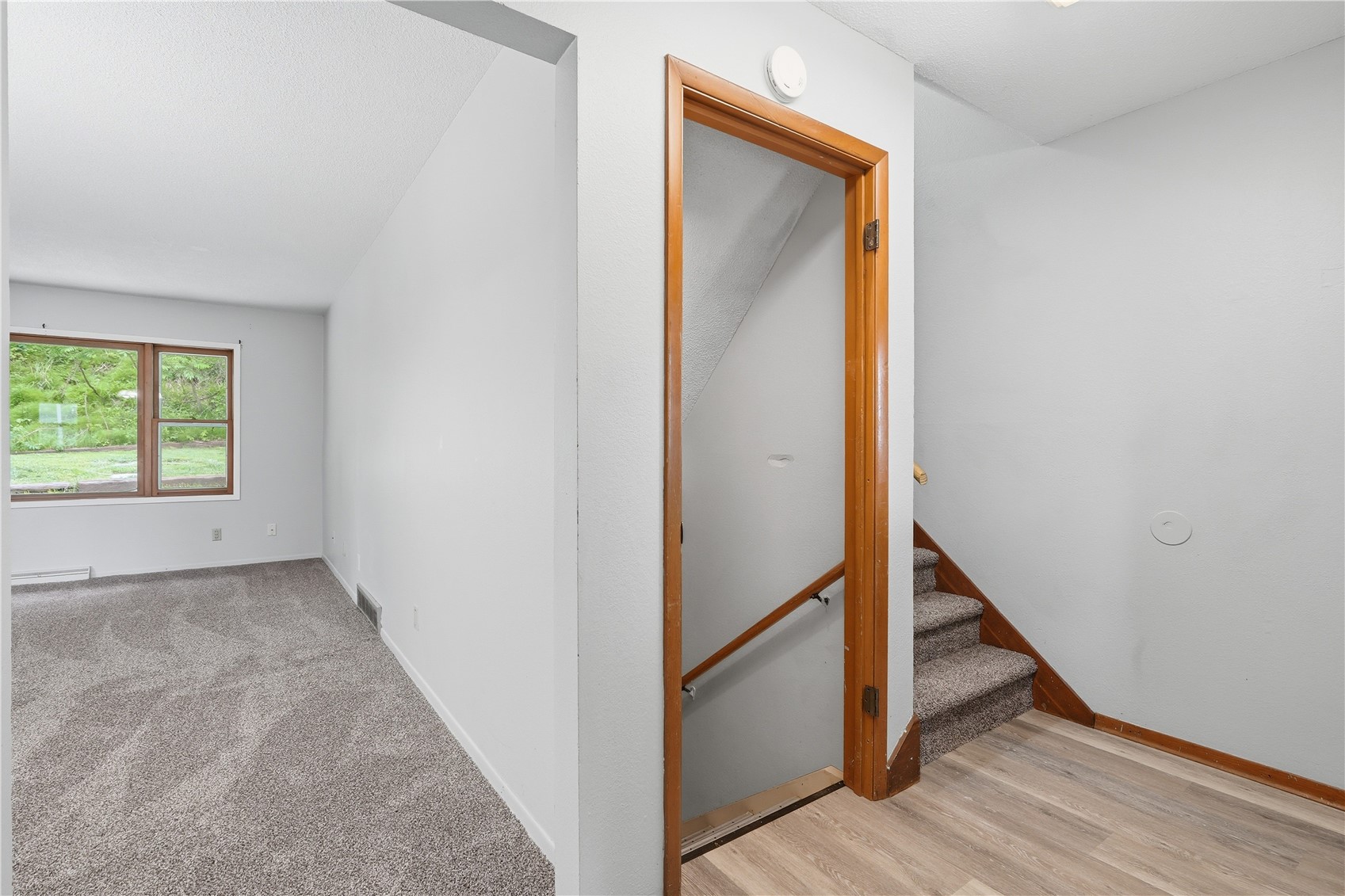1672 10th Street NW Cedar Rapids IA 52305