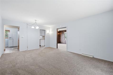 1672 10th Street NW Cedar Rapids IA 52305