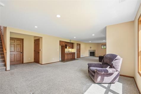358 Eastview Avenue Marion IA 52302