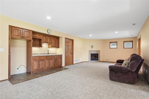 358 Eastview Avenue Marion IA 52302