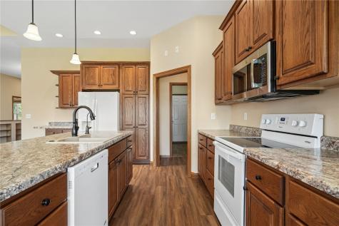 358 Eastview Avenue Marion IA 52302