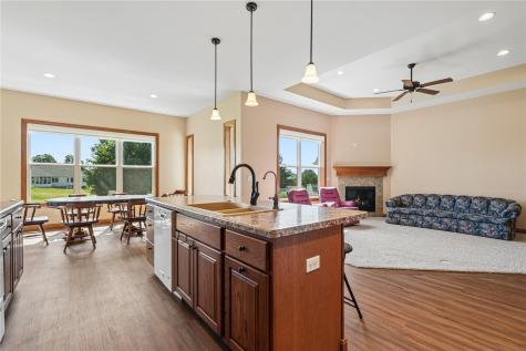 358 Eastview Avenue Marion IA 52302