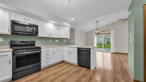 4802 Mcgowan Drive Cedar Rapids IA 52403