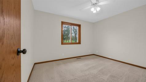 4802 Mcgowan Drive Cedar Rapids IA 52403