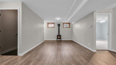 4802 Mcgowan Drive Cedar Rapids IA 52403