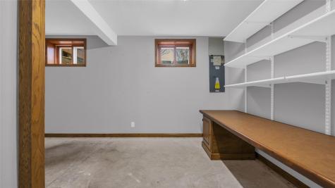 4802 Mcgowan Drive Cedar Rapids IA 52403