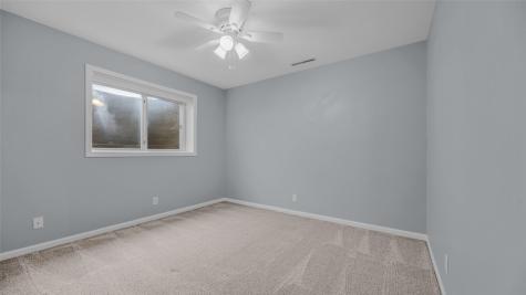 4802 Mcgowan Drive Cedar Rapids IA 52403