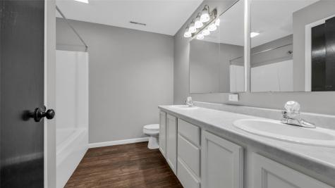 4802 Mcgowan Drive Cedar Rapids IA 52403