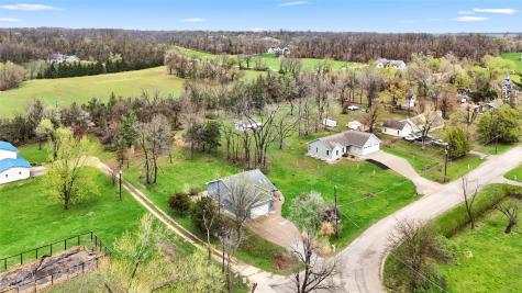 4802 Mcgowan Drive Cedar Rapids IA 52403