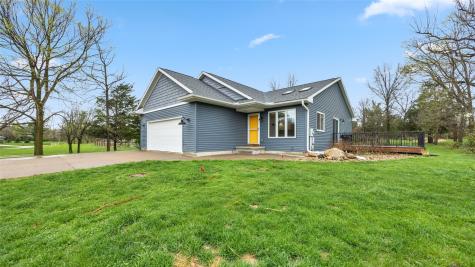 4802 Mcgowan Drive Cedar Rapids IA 52403