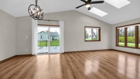 4802 Mcgowan Drive Cedar Rapids IA 52403