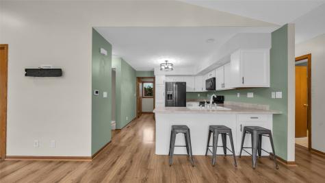 4802 Mcgowan Drive Cedar Rapids IA 52403