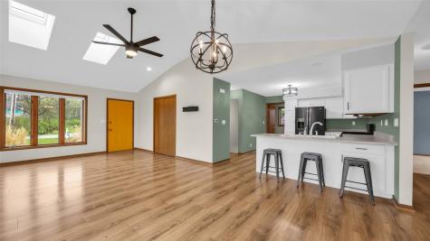 4802 Mcgowan Drive Cedar Rapids IA 52403