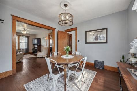 273 Highland Drive NW Cedar Rapids IA 52405