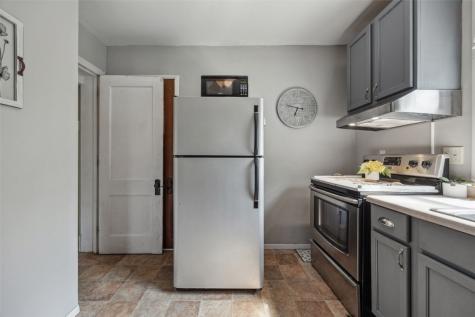 273 Highland Drive NW Cedar Rapids IA 52405