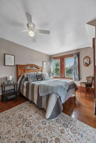 273 Highland Drive NW Cedar Rapids IA 52405