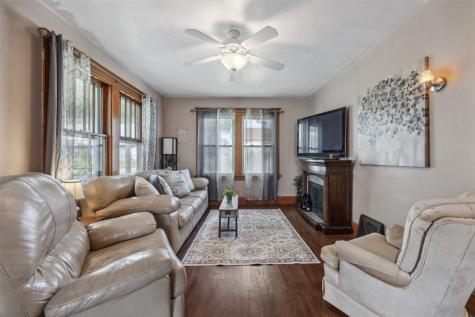 273 Highland Drive NW Cedar Rapids IA 52405