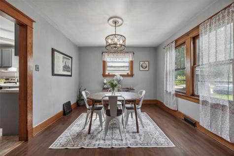 273 Highland Drive NW Cedar Rapids IA 52405
