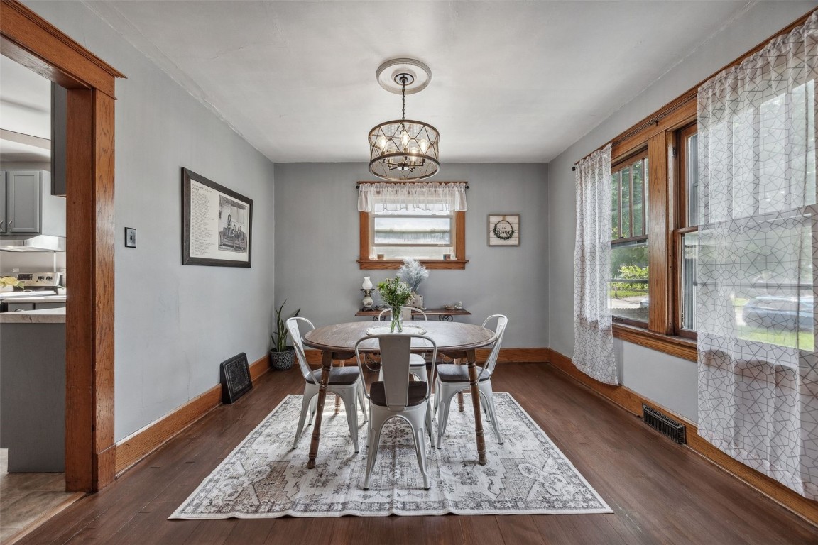 273 Highland Drive NW Cedar Rapids IA 52405